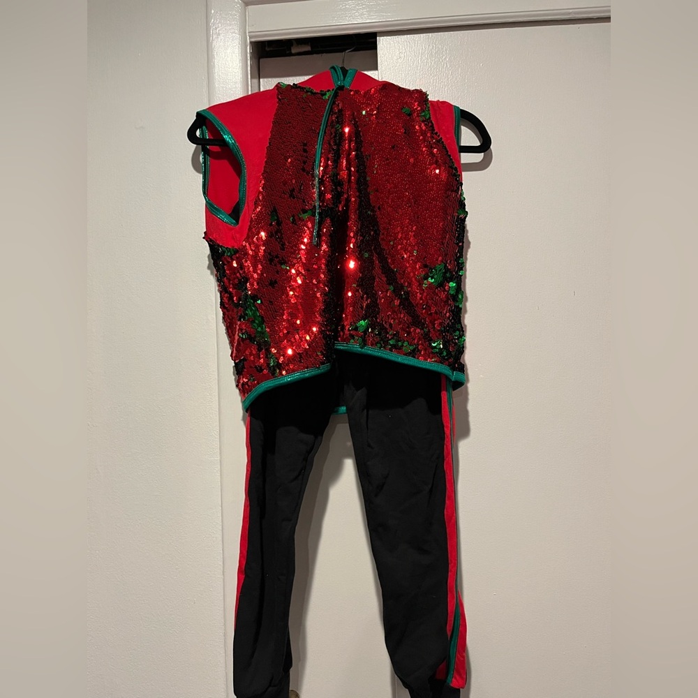 A Wish Come True, LC, black/red/green